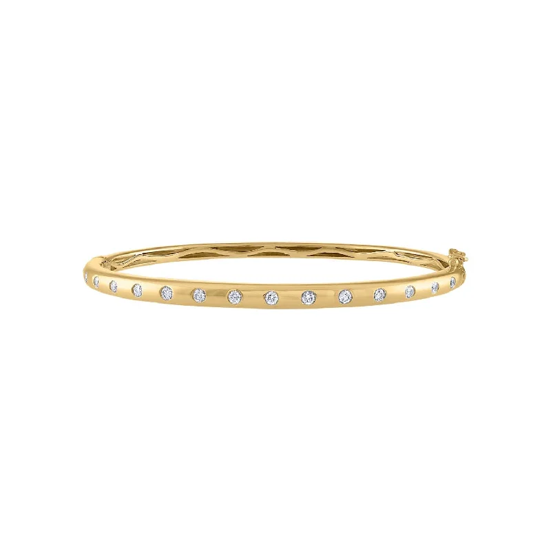 Fluid bracelet-14KT GOLD DIAMOND SCATTERED BANGLE BRACELET