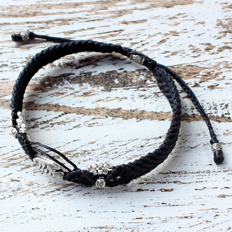 Solid-set pave bracelet-Handmade Sterling Silver 'Little Fish in Black' Bracelet (Thailand) - Black/Silver