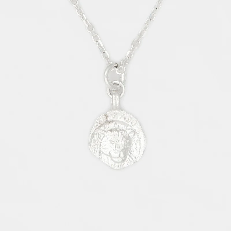 Twinkling crystal necklace-Medusa Charm Necklace in Silver