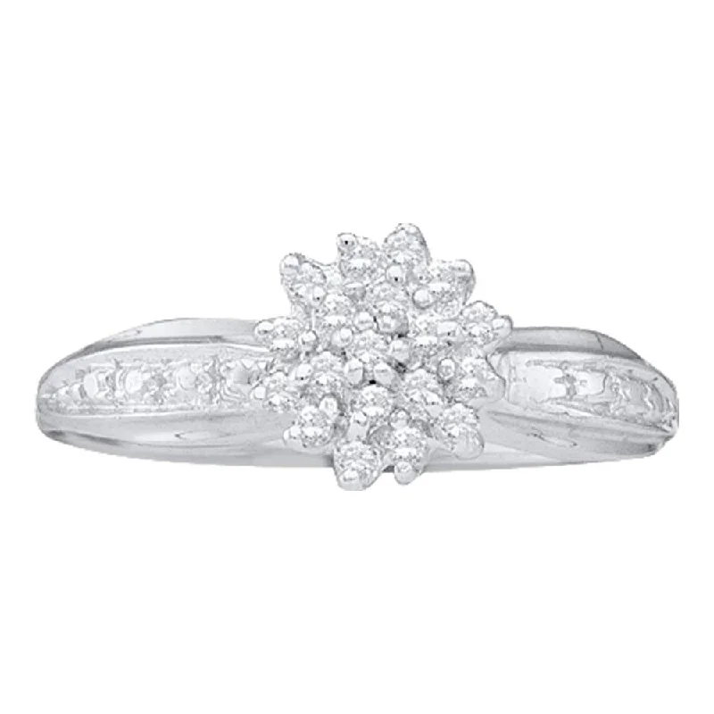 Pulse-wave ring-10kt White Gold Womens Round Diamond Cluster Ring 1/10 Cttw