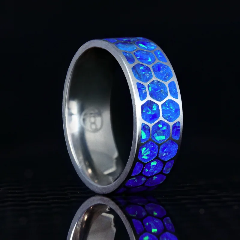 Prism crystal ring-Hexagon Winter's Howl Glowstone Ring