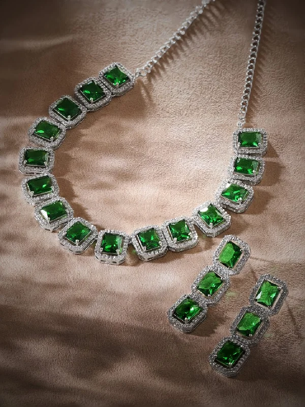 Grooved pattern necklace-Rubans Rhodium Plated Premium White & Emerald Solitaire Zircons Necklace Set