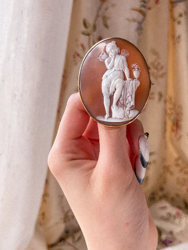 antique brooch-Rare Cameo Brooch of Teenage Psyche