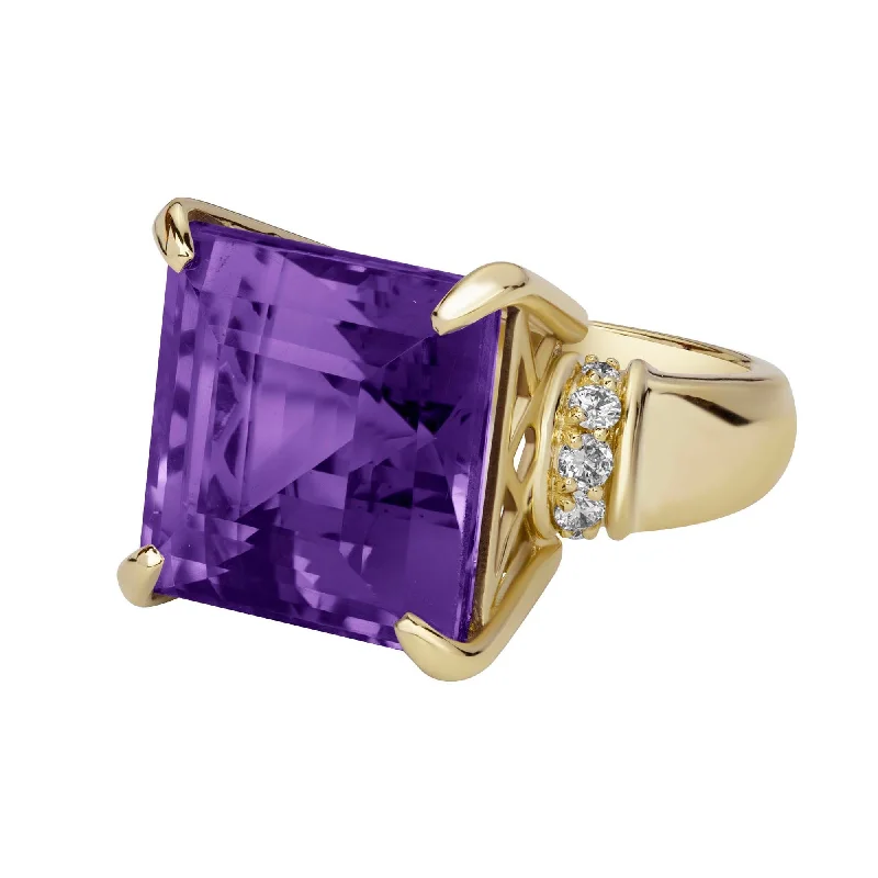 bold brooch-Ring - Amethyst And Diamond